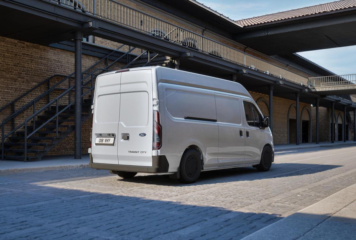 Ford Transit Şehir Vanı L2H2