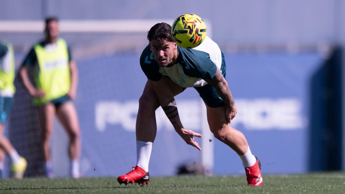 El Málaga CF ha vuelto a los entrenamientos tras su triunfo ante la UD Las Palmas en La Rosaleda.