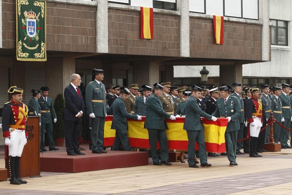 Actos oficiales en el cuartel del Rubín por el día del Pilar