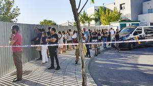 Un estudiante de 14 años ha sido detenido este jueves en Jerez de la Frontera (Cádiz) tras herir con un arma blanca a tres profesores y un alumno