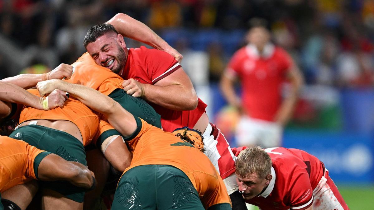 Acción del choque entre Australia y Gales