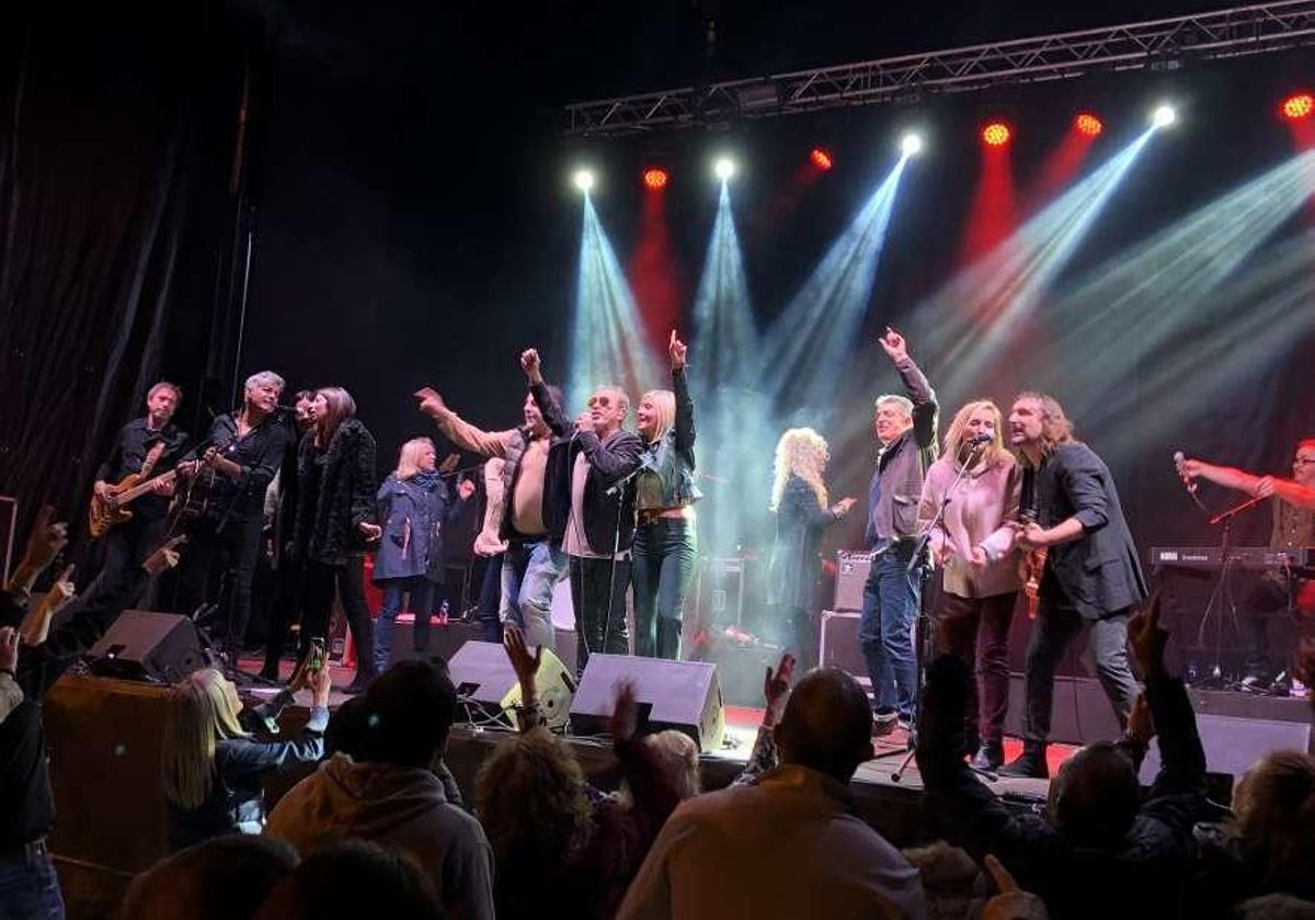 "Nachapoperos" incondicionales en Cangas del Narcea