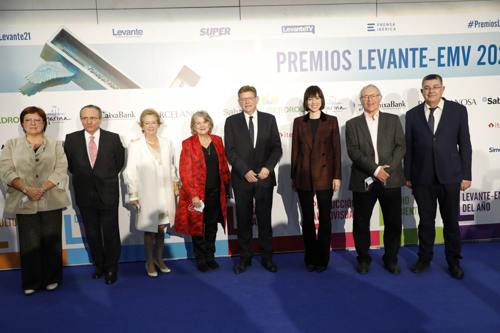 Photocall de los invitados a la gala de los Premios Levante-EMV 2021