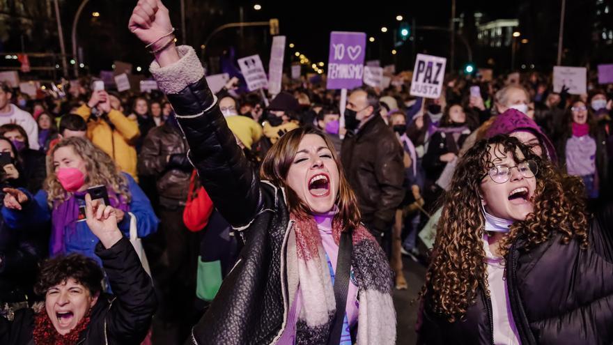 El feminismo se bifurca por las calles de Madrid