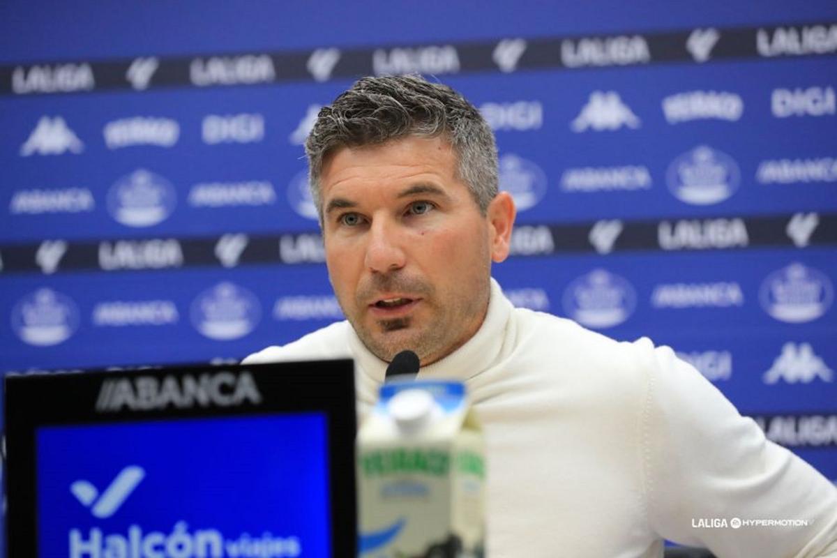 Juanfran Funes, este sábado en rueda de prensa en Riazor.