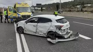Herido un joven de 25 años que circulaba en sentido contrario por la carretera de Ibiza a Sant Antoni