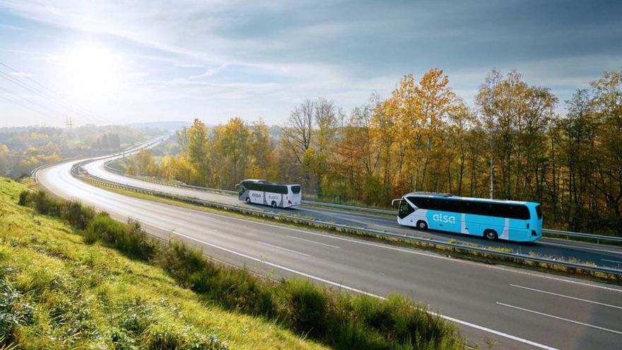 National Express cambia de nombre, pero su filial asturiana Alsa mantiene el suyo