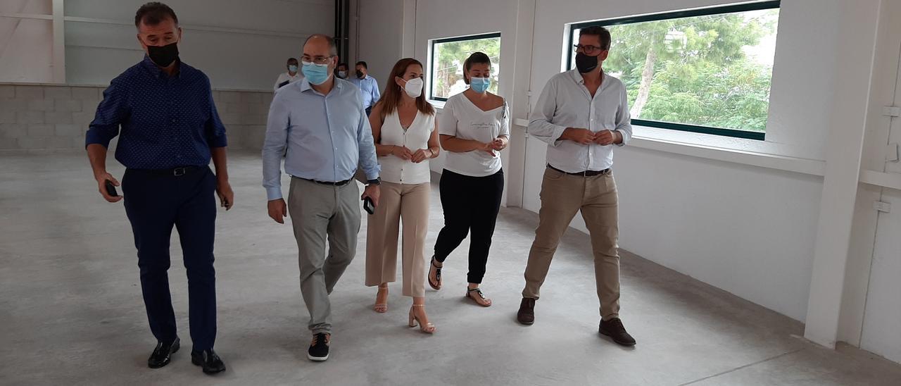 Imagen de la visita a las obras del nuevo pabellón que ha costado 420.000 euros