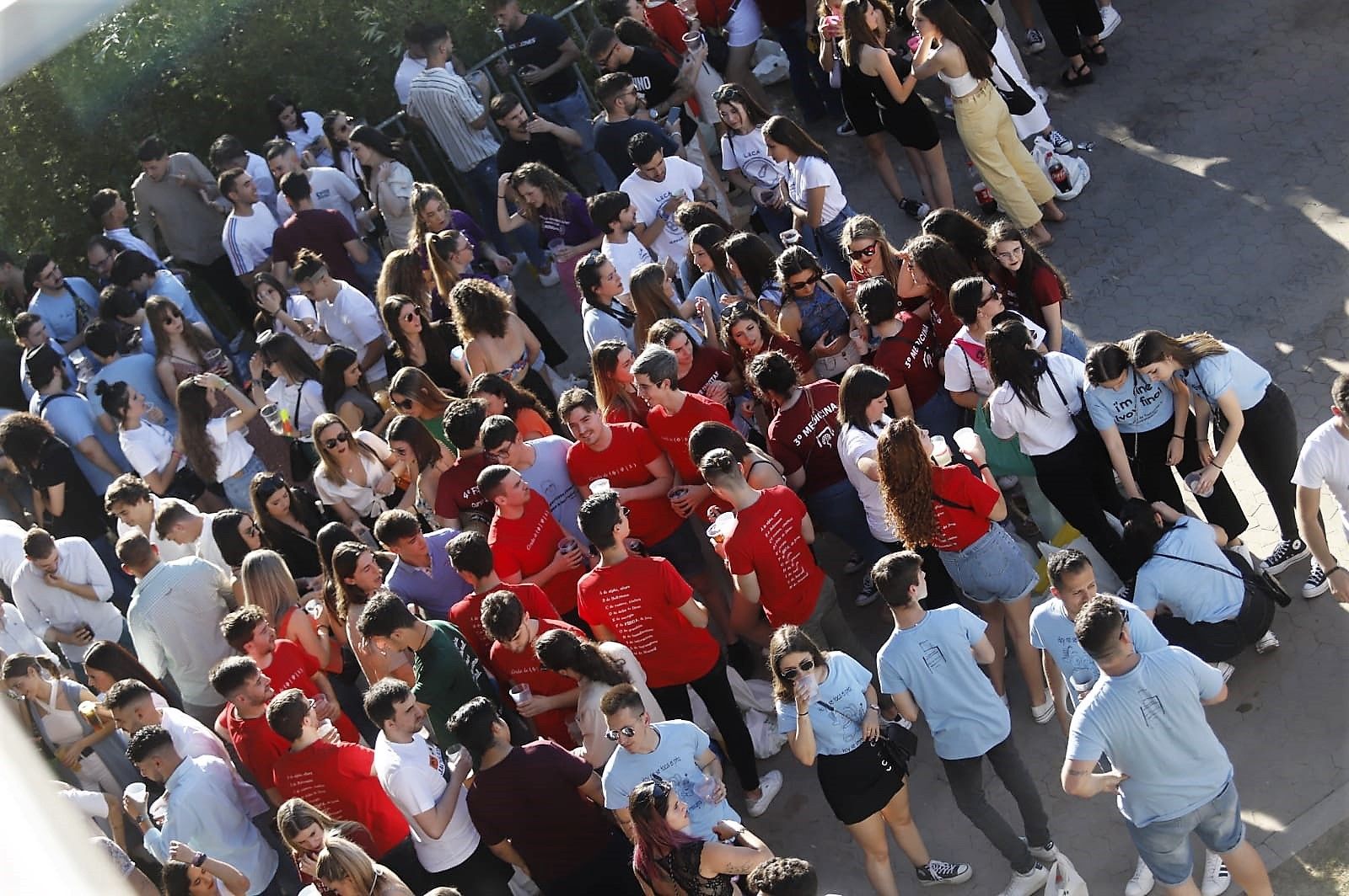 Vuelve el botellón del miércoles de Feria