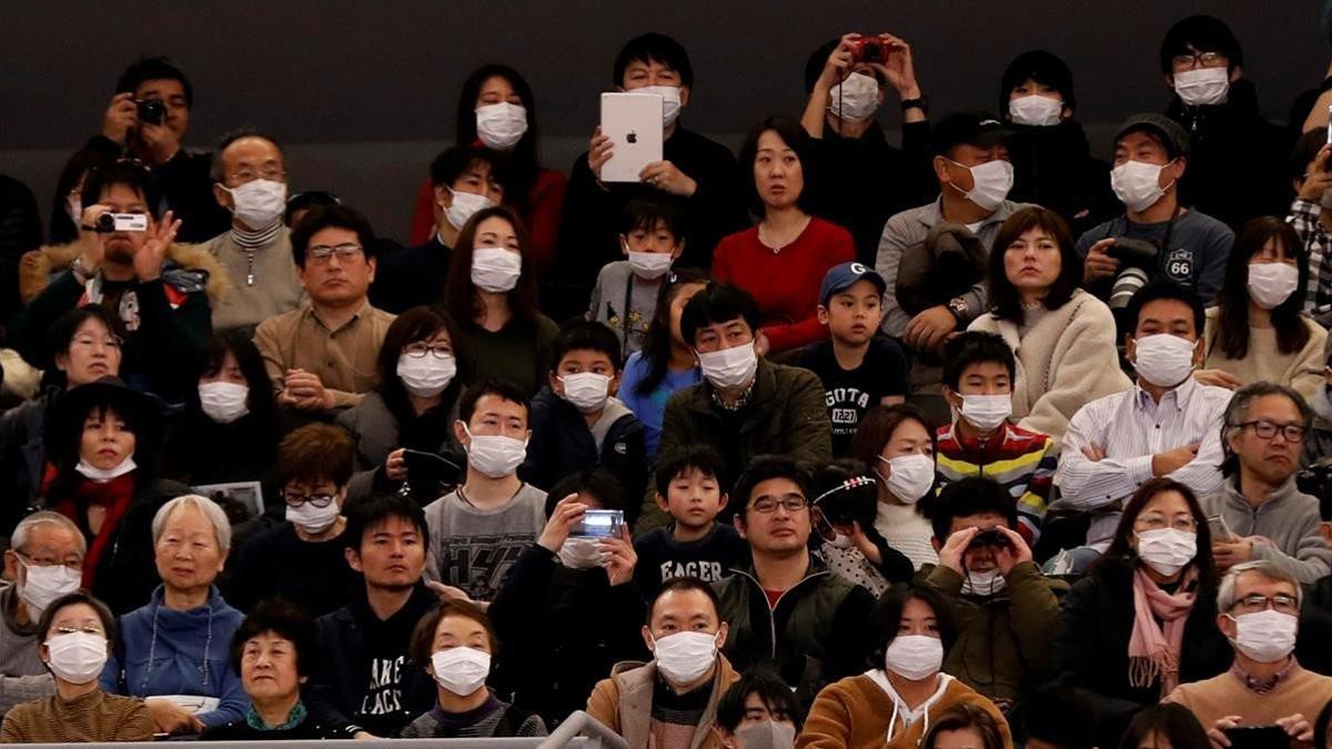 Asistentes con mascarilla en el estreno, la semana pasada, del Ariake Arena de Tokio, sede del voleibol paralímpico en los próximos Juegos.