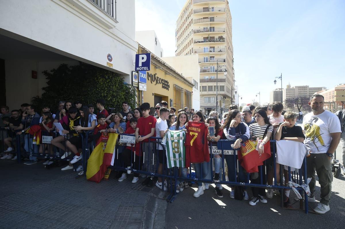 La afición, a las puertas del Vincci.