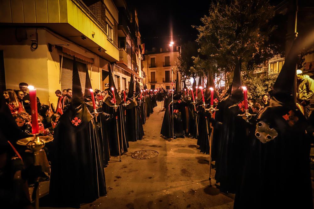 Nuestro Padre Jesús de la Caída lució símbolos de luto por el fallecimiento de María Dolores Castejón, Porta Guión de este año que falleció recientemente