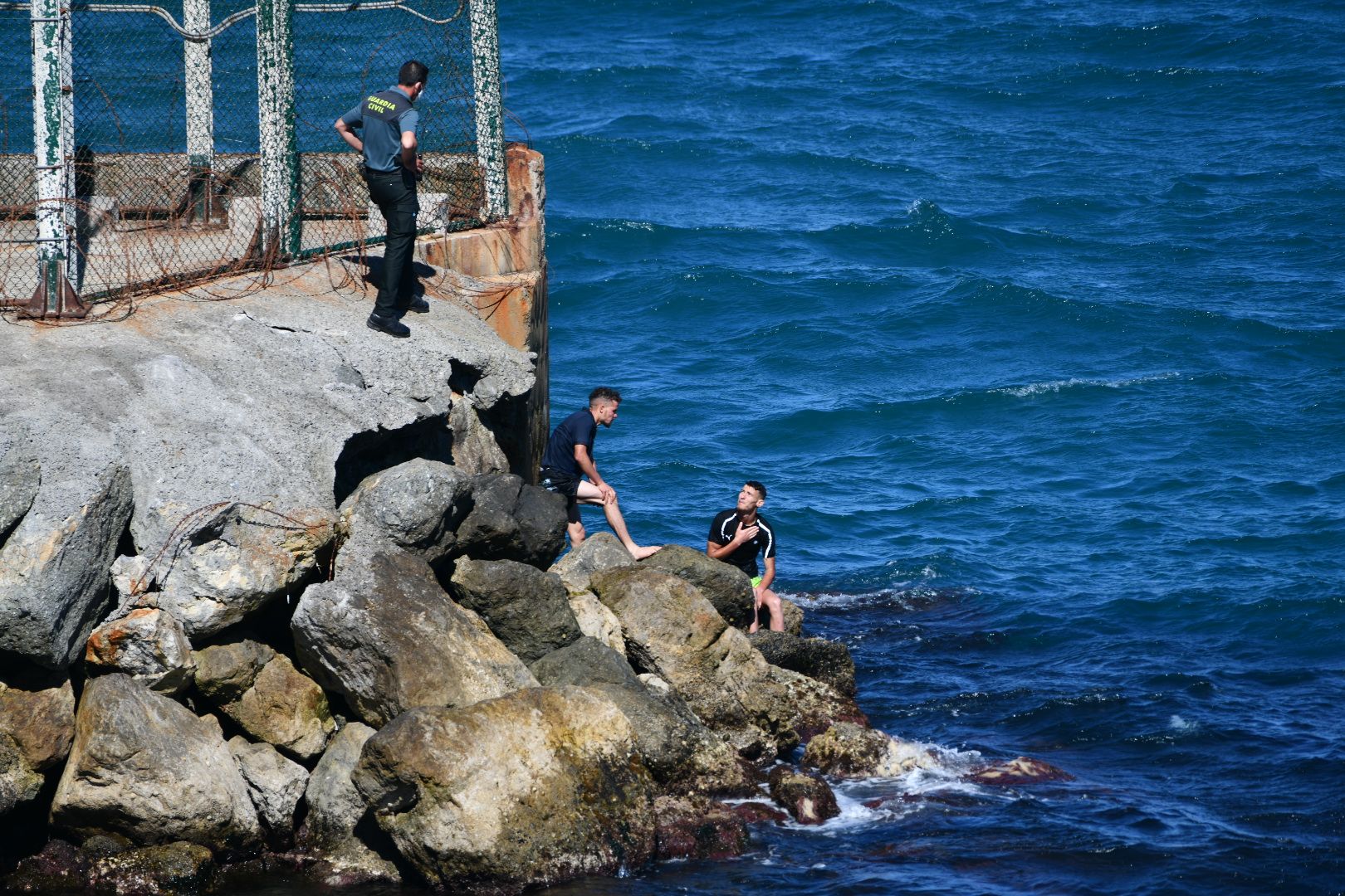 Ceuta vive uno de los episodios de entrada masiva de inmigrantes más numeroso de los últimos años