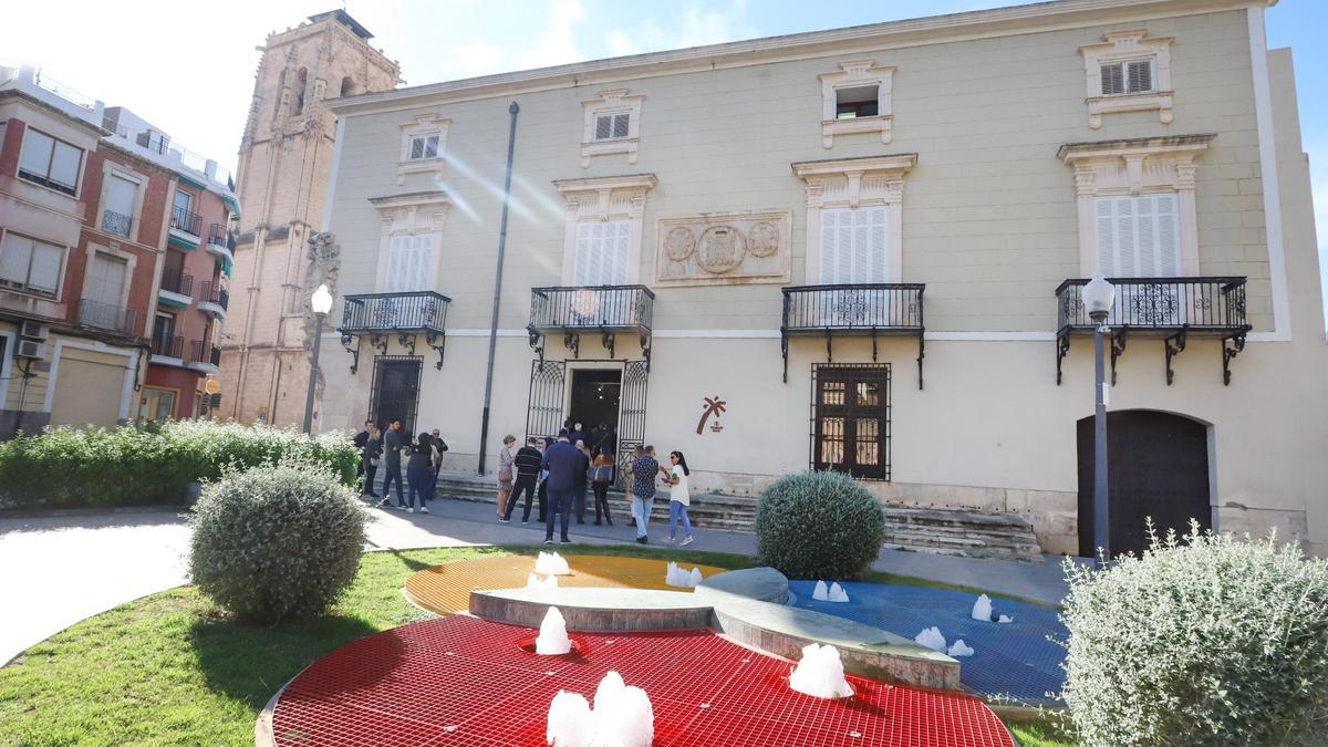 Palacio del Marqués de Arneva, sede del Ayuntamiento oriolano