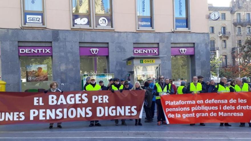 Els manifestants a Sant Domènec