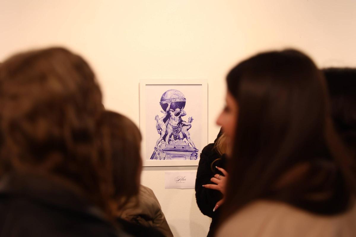 EN IMÁGENES: El arte a bolígrafo del artista de 16 años Aarón Martínez desembarca en Avilés