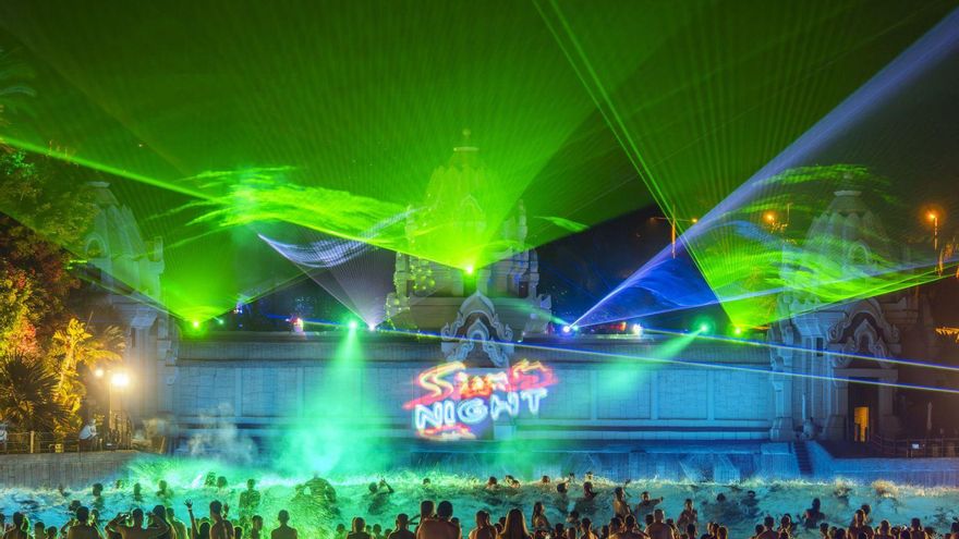 La versión nocturna del mejor parque acuático del mundo reconocido por el prestigioso portal TripAdvisor.