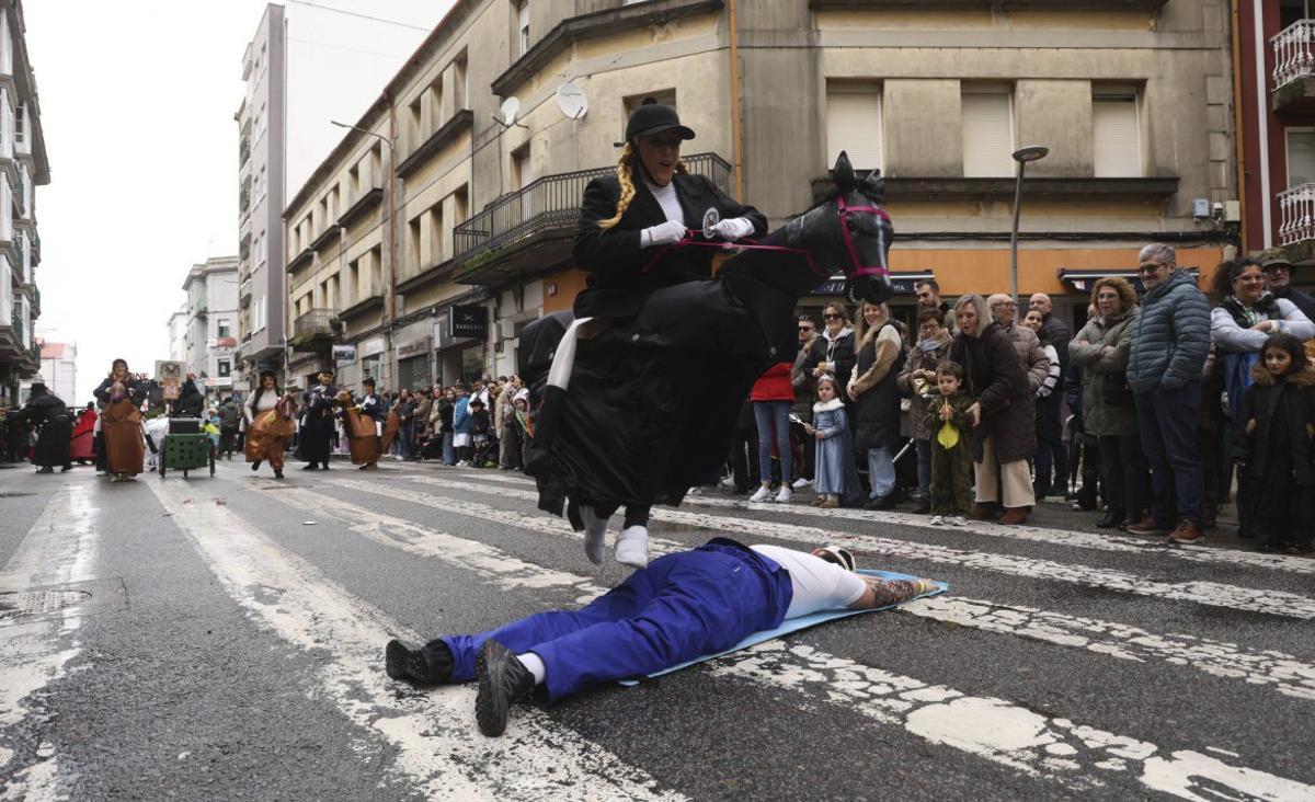 Un momento del desfile de disfraces de Vilagarcía.