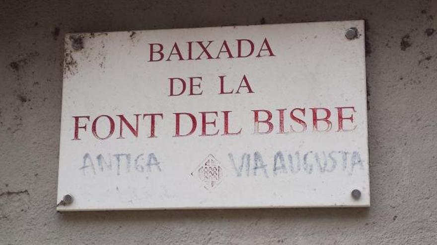 Reivindicació històrica en un carrer de Girona