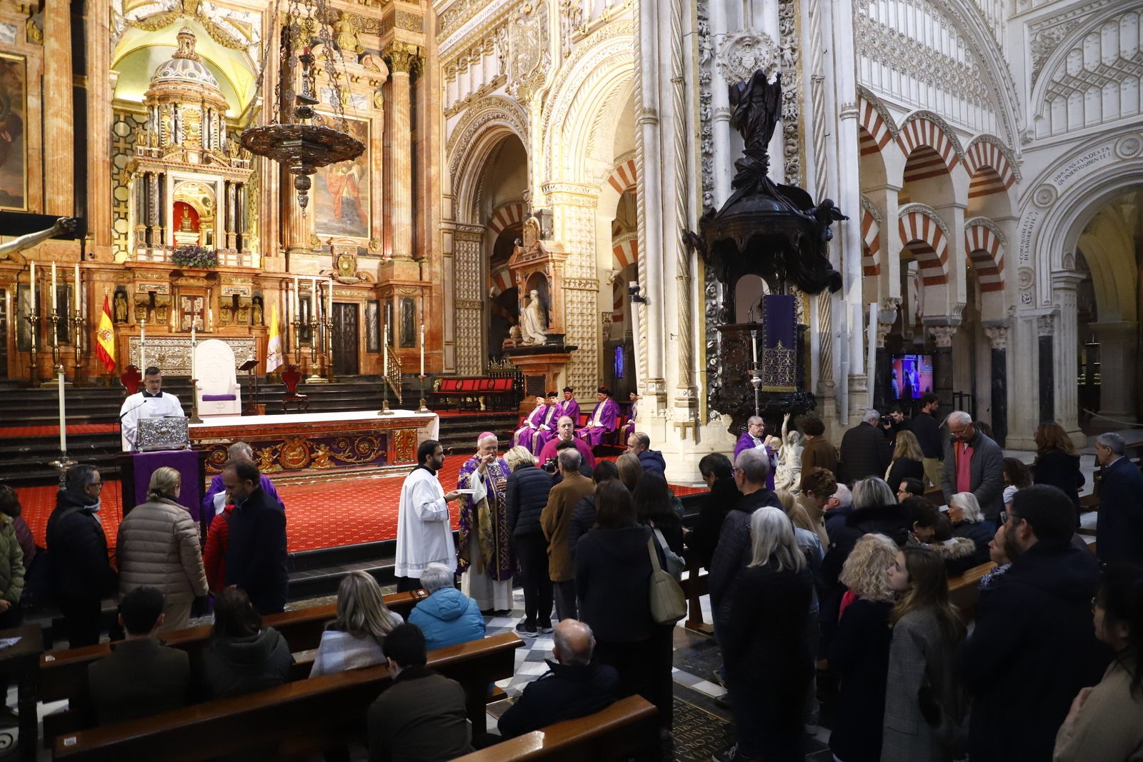 Miércoles de ceniza en la Mezquita - Catedral