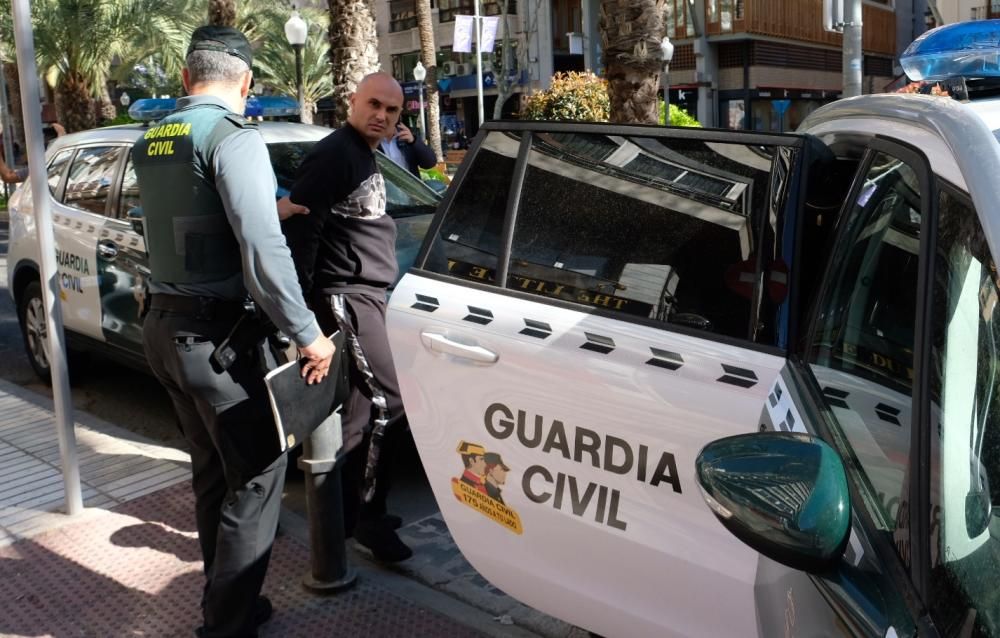 Redada antidroga en la avenida Doctor Gadea de Alicante