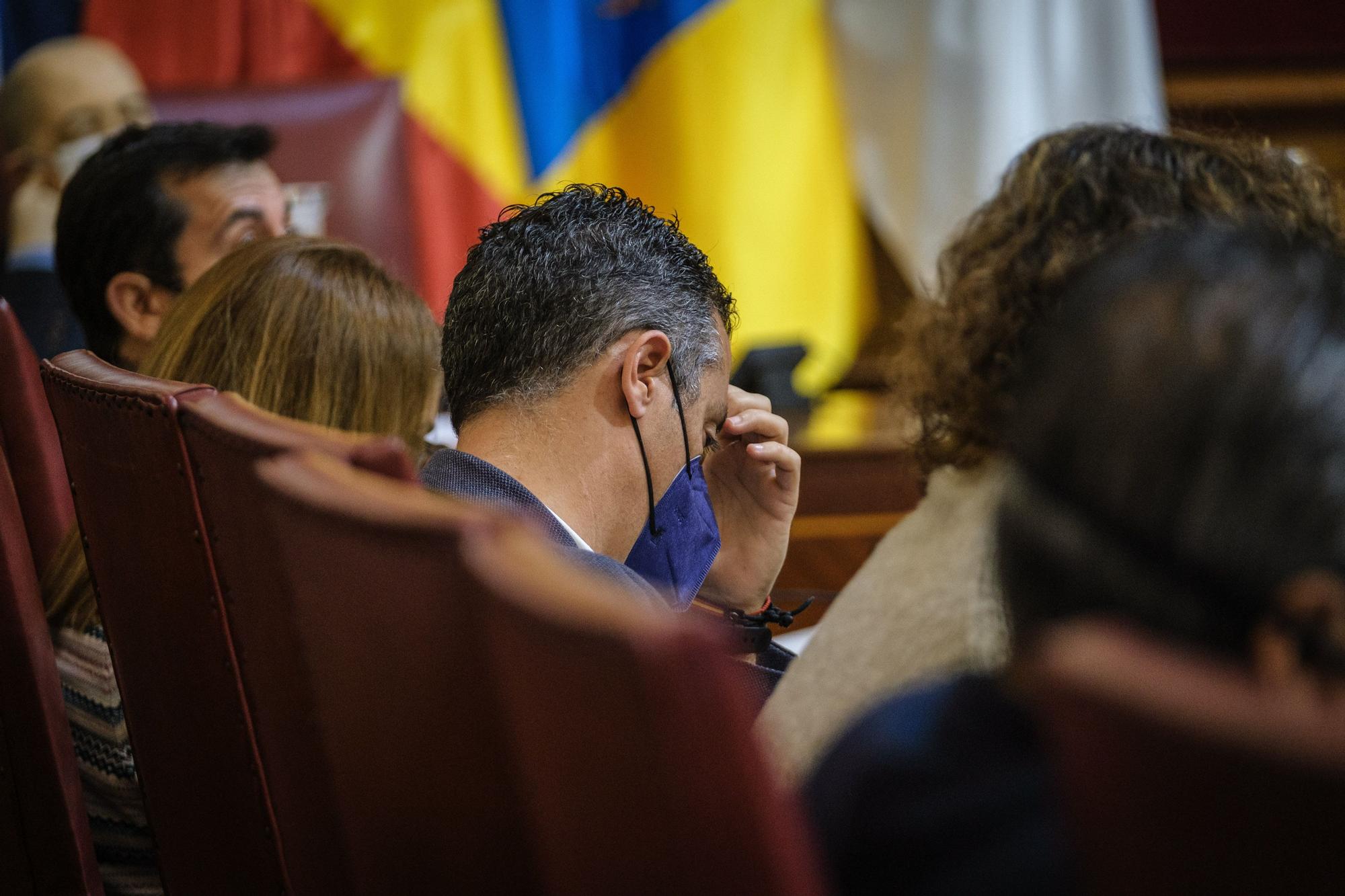 Pleno extraordinario del Ayuntamiento de Santa Cruz