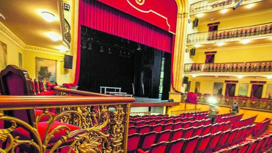 Patio de butacas del Teatro Leal de La Laguna, en pleno casco histórico. | | LP / DLP