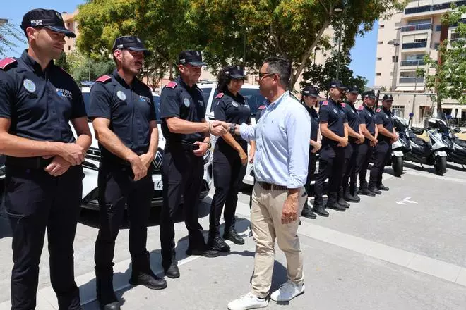 Galería: la Policía Local de Ibiza se refuerza con 11 agentes y 13 vehículos