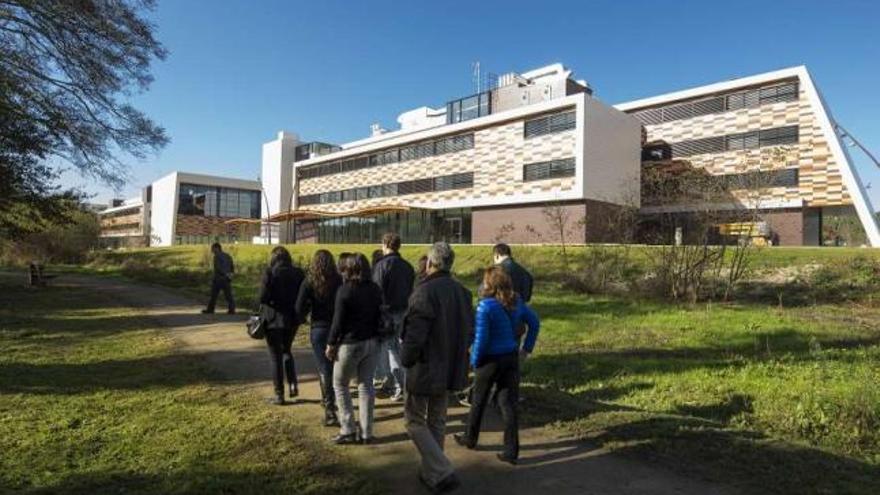 Vista del centro de negocios del parque empresarial nigranense de Porto do Molle.  // Faro