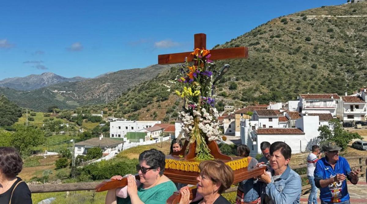 Día de la Cruz en Alpandeire.