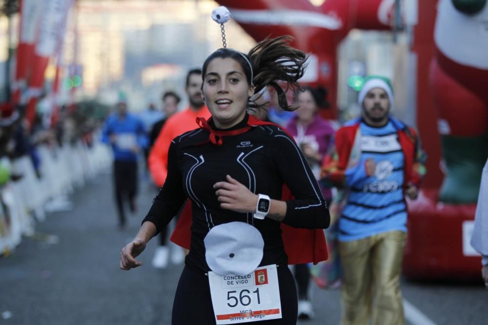 Cerca de 7.000 corredores toman la salida de la Alameda unas horas antes de la Nochevieja