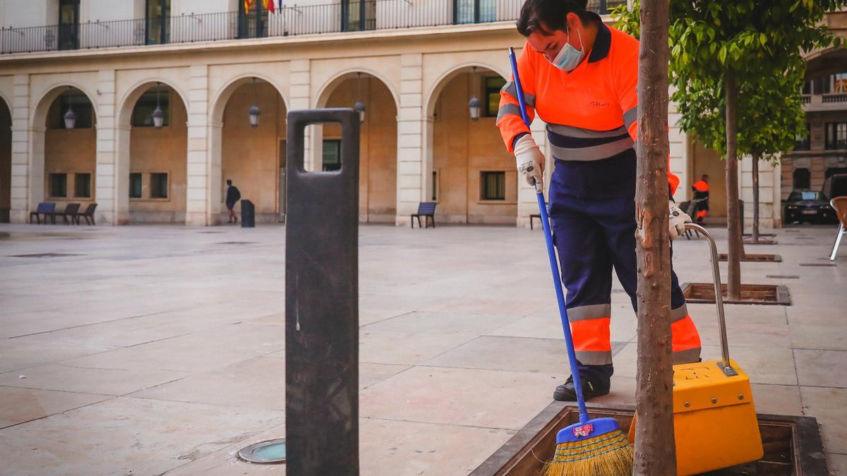 Desde UTE Alicante se realiza un esfuerzo diario por mejorar el tiempo de resolución y de respuesta a las incidencias ciudadanas.