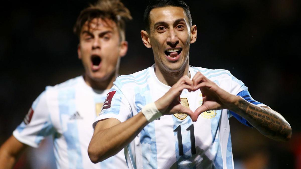 Di María celebra el gol de la victoria argentina. // EFE