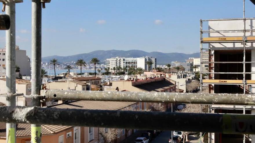 Los pisos se encuentran en el barrio de El Molinar. | CAIB
