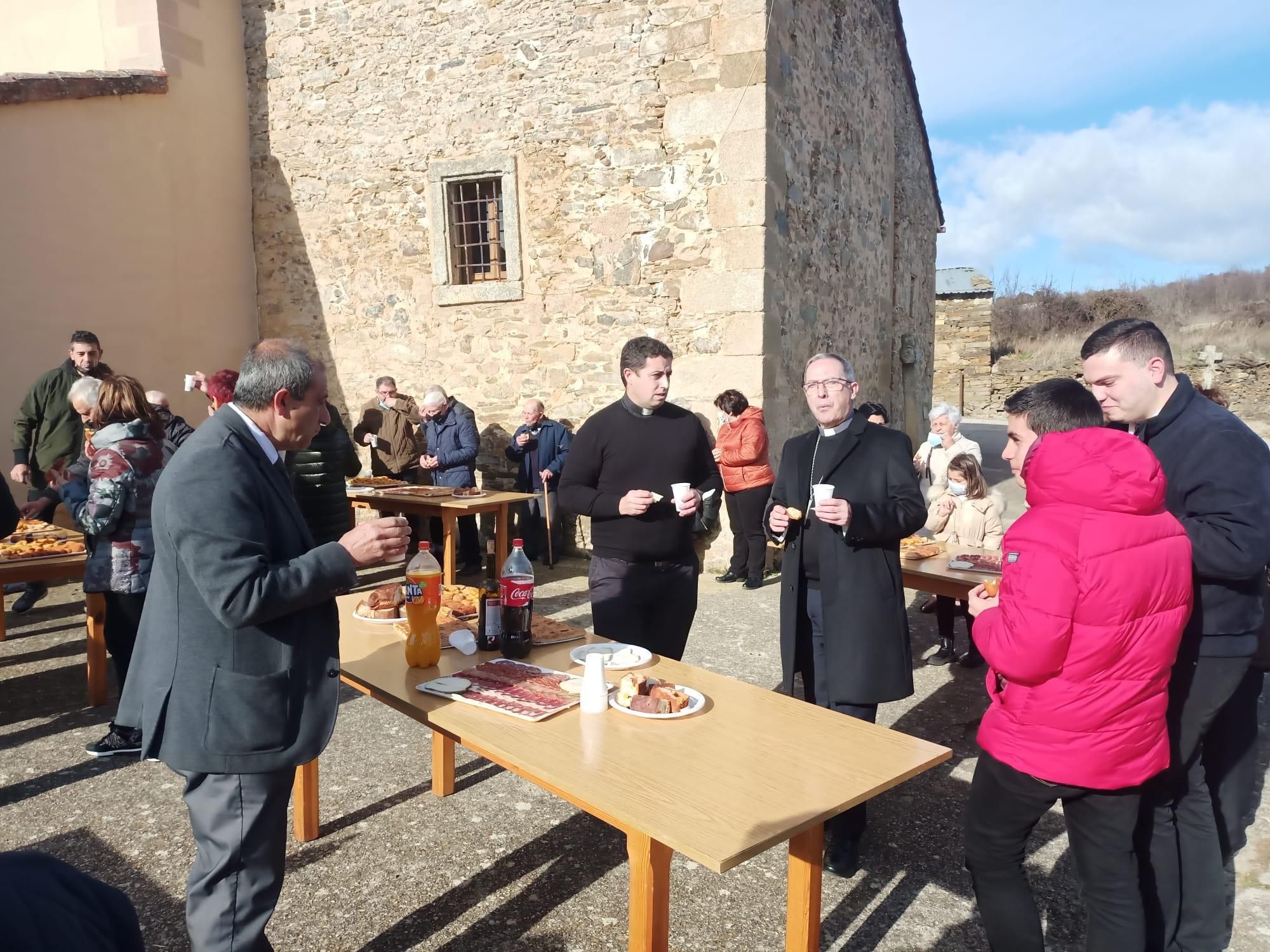 Así ha sido la visita del obispo de Zamora a Bercianos