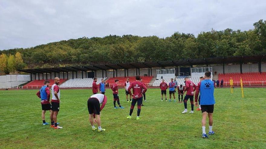 El Huesca quiere asaltar los puestos de ascenso directo