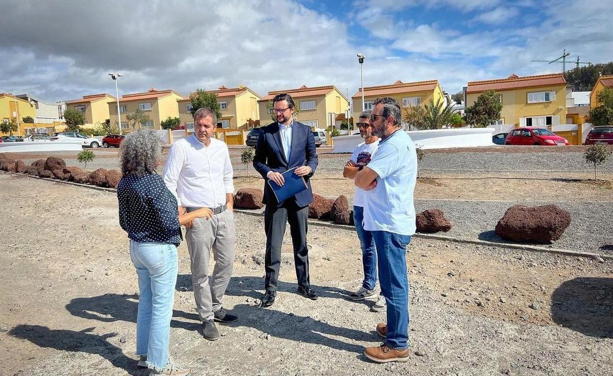 Vías y Obras contrata un nuevo proyecto de asfaltado por 2.800.000 euros.
