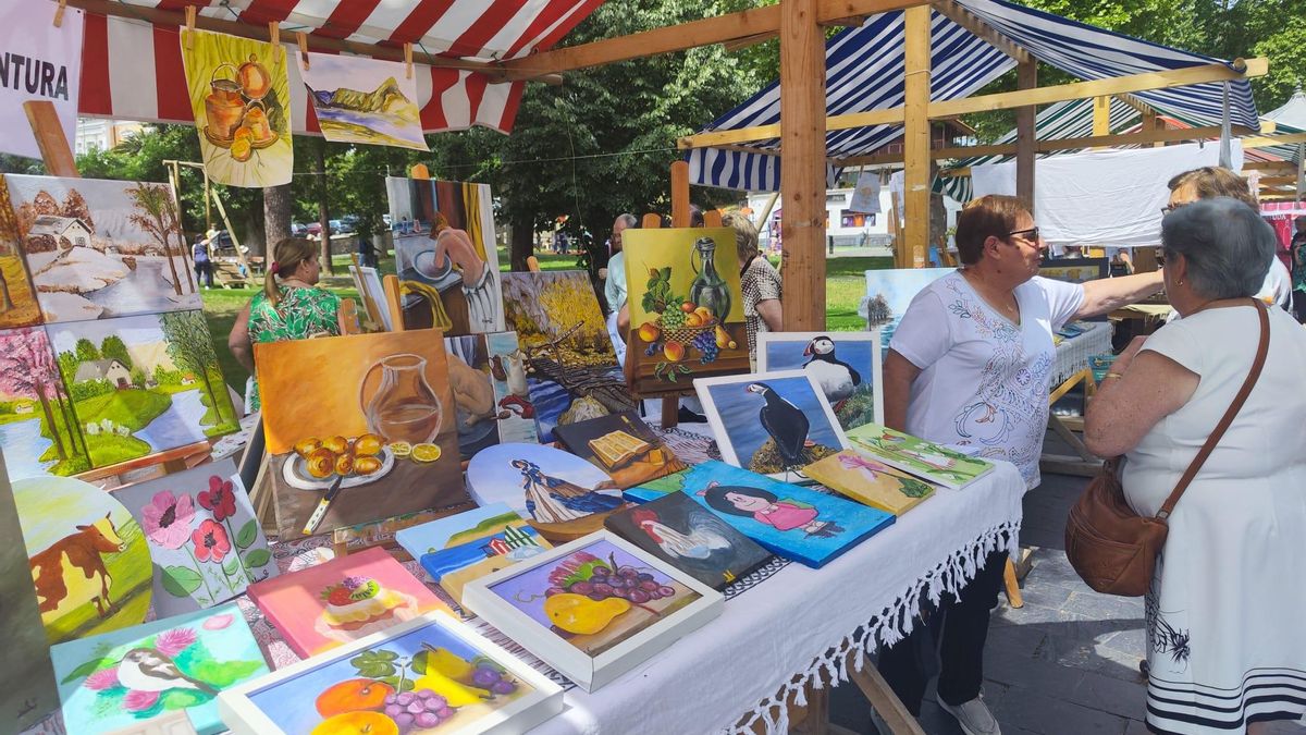La Feria de la Salud de Grado, en imágenes