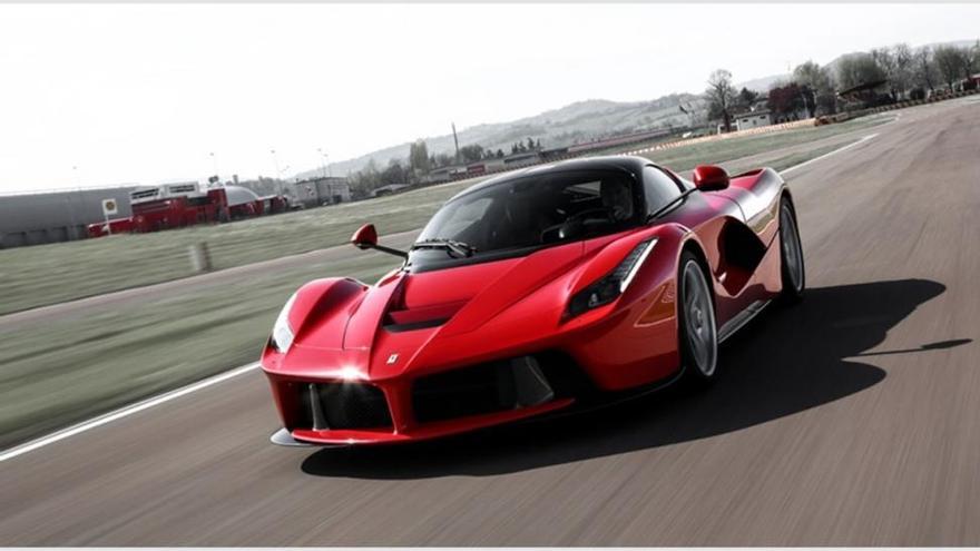 El Ferrari solidario de 7 millones de dólares