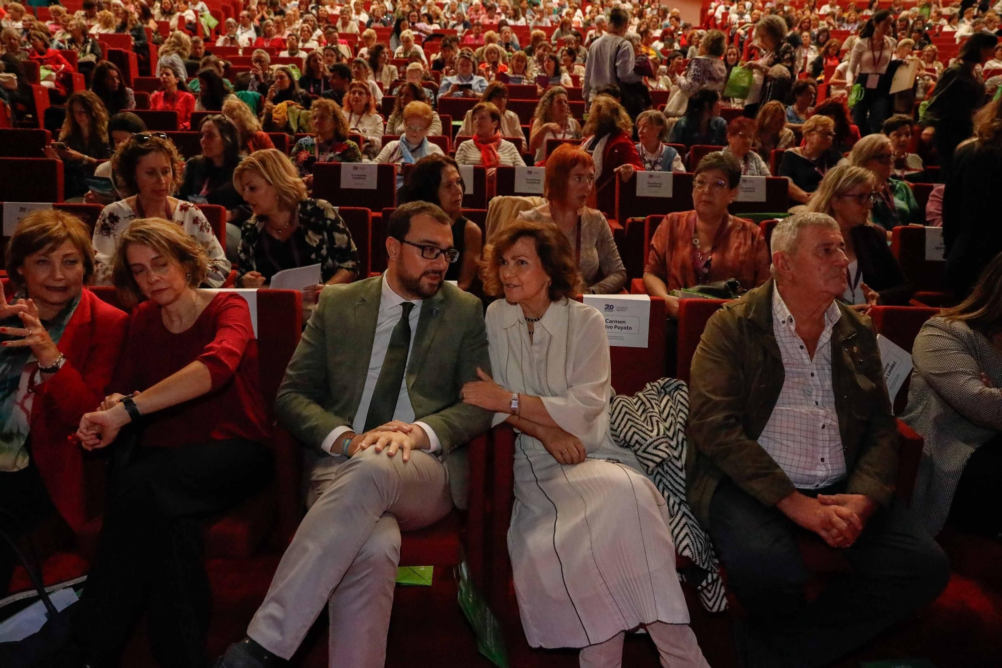 La Federación de Asociaciones de Mujeres Rurales celebra su 20º aniversario en el Centro Niemeyer.