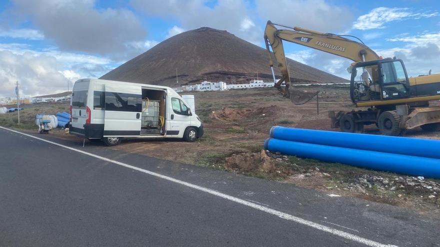 El Cabildo &#039;desafía&#039; a Teguise y reanudará este lunes las obras de la nueva canalización del agua para el norte