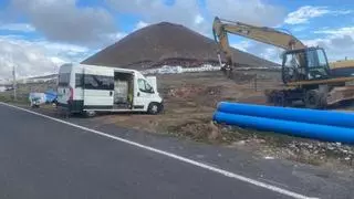 El Cabildo 'desafía' a Teguise y reanudará este lunes las obras de la nueva canalización del agua para el norte