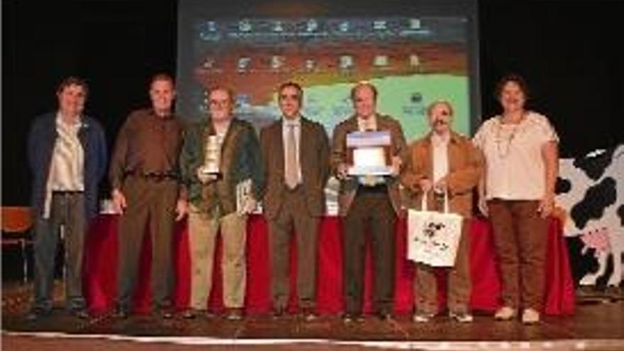 Els representants de l&#039;escola Bell-lloc de Girona van recollir el guardó.