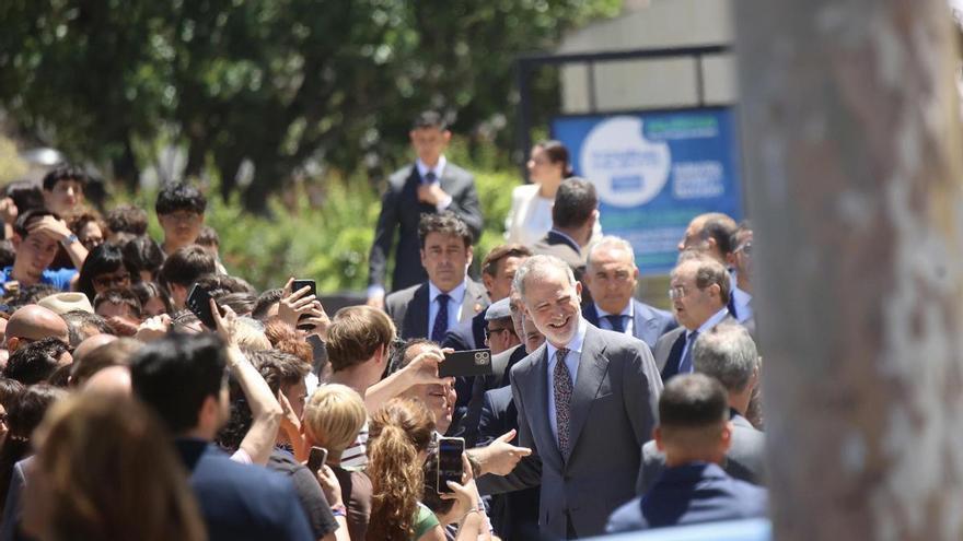 La llegada del Rey Felipe VI a los Premios Princesa de Girona en Murcia, en imágenes