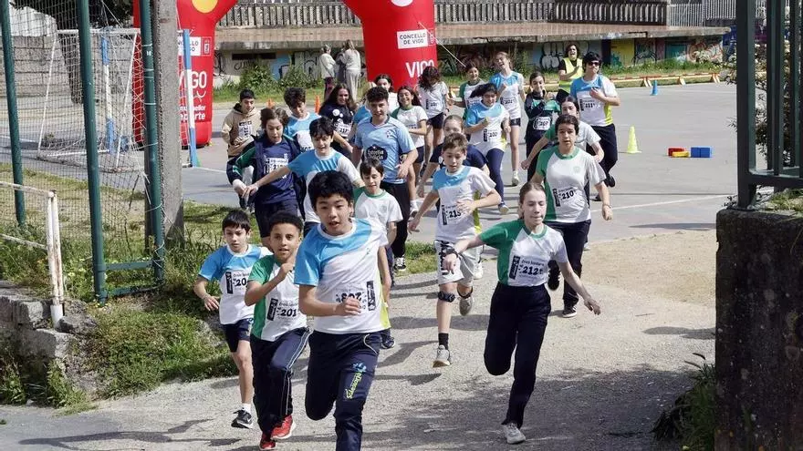 Así fue la carrera de Cross Solidario en Coia