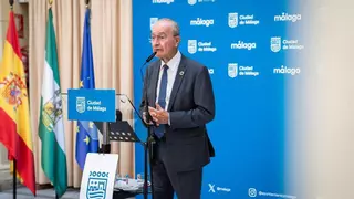 De la Torre recibe a los niños saharauis del programa 'Vacaciones en Paz'