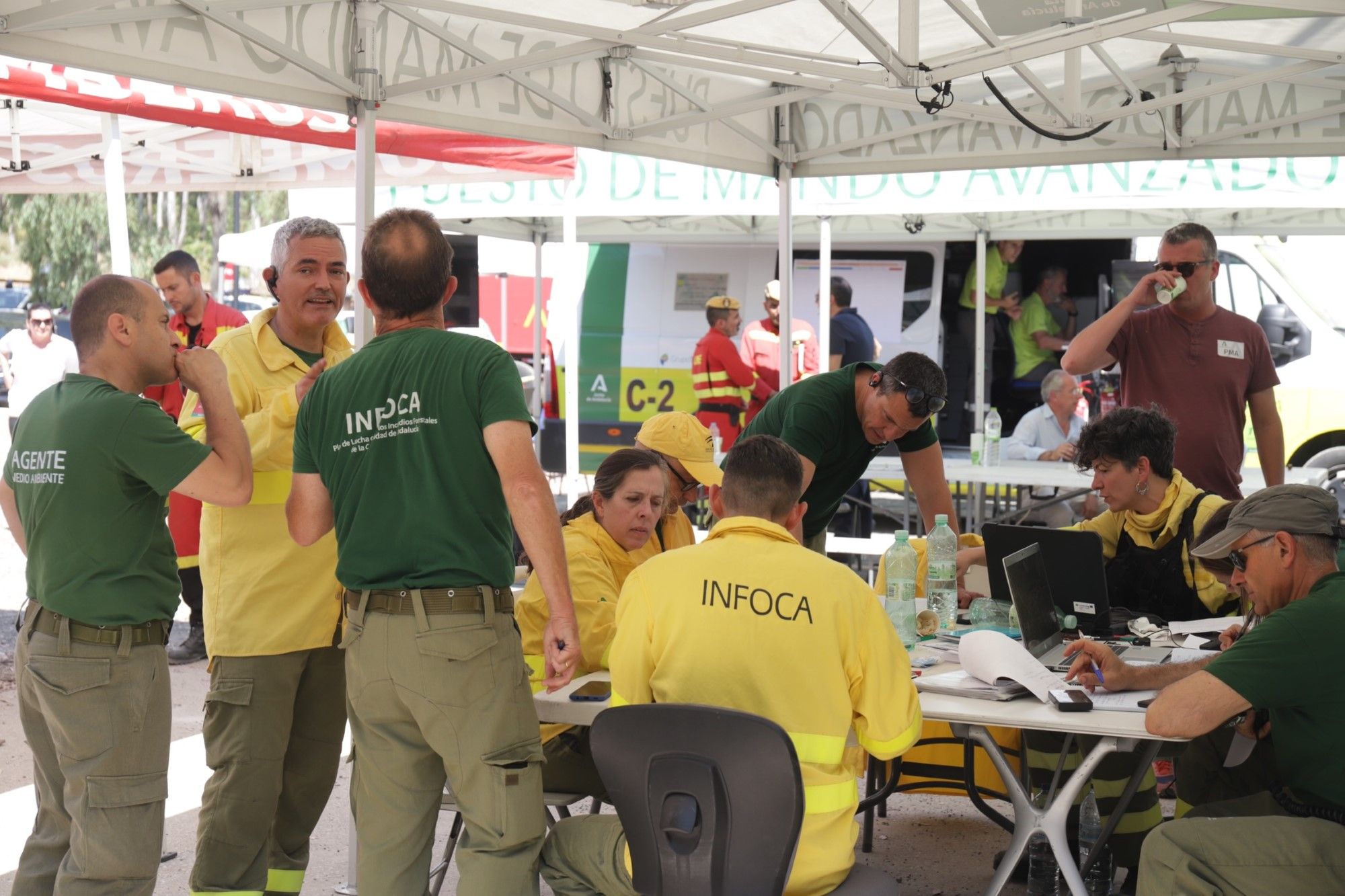 Los candidatos trasladan la campaña electoral al puesto de mando de Benahavís