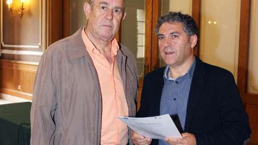 Manuel Carnero con Eladio Fernández, ayer, en el Liceo.