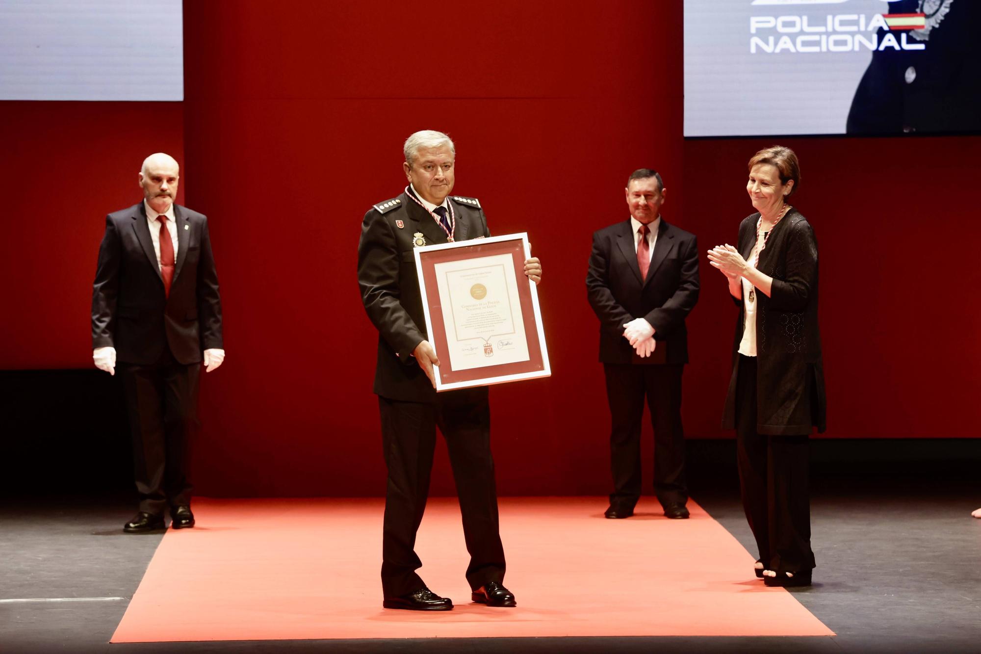 Entrega de las medallas de la ciudad de Gijón