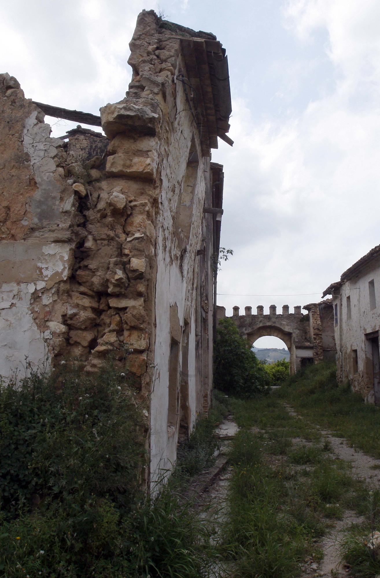 El poblado abandonado de Berfull, una cita con el pasado